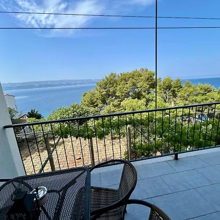 New! Sea View Apartment *